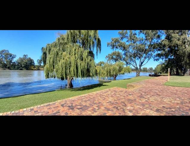 4 BEDROOM HOUSE FOR SALE IN RIVERSPRAY LIFESTYLE ESTATE